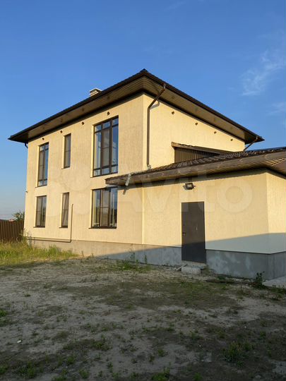 Дом 188 м² на участке 15 сот.