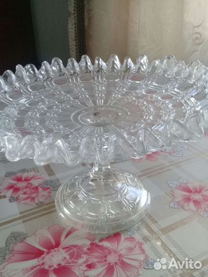 Ваза для фруктов на ножке. Винтажная