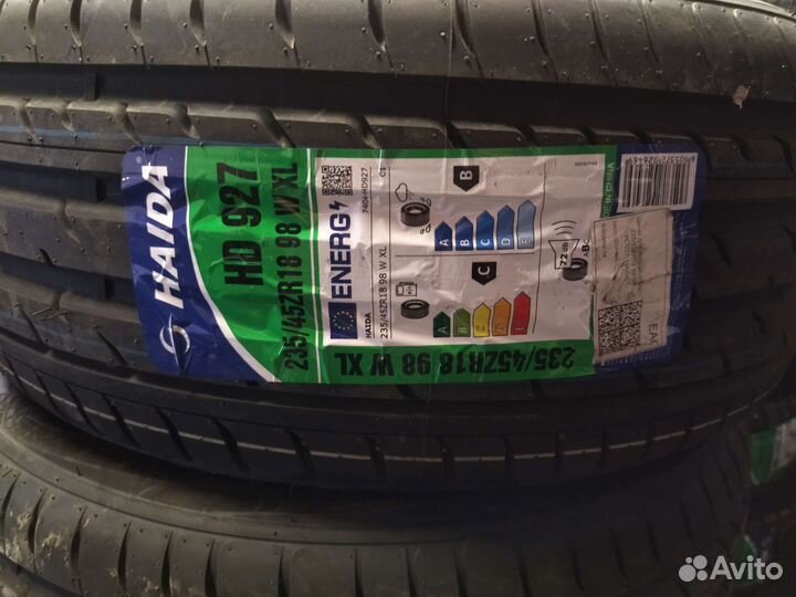 Haida HD927 235/45 R18 98W