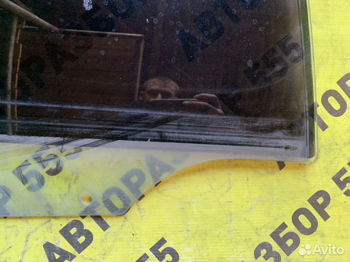 Стекло двери задней правой Chevrolet Lacetti