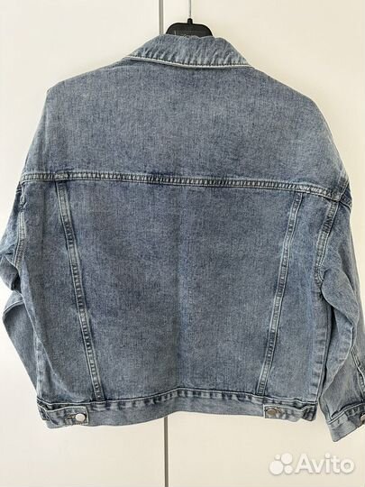 Джинсовая куртка женская М новая (42-46)