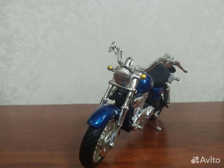 Модель мотоцикла Кавасаки вулкан 1:18