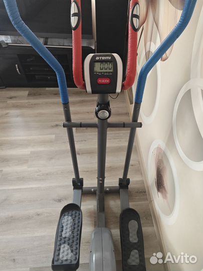 Эллиптический тренажер