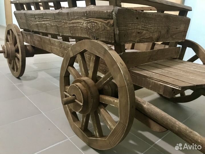 Телега деревянная