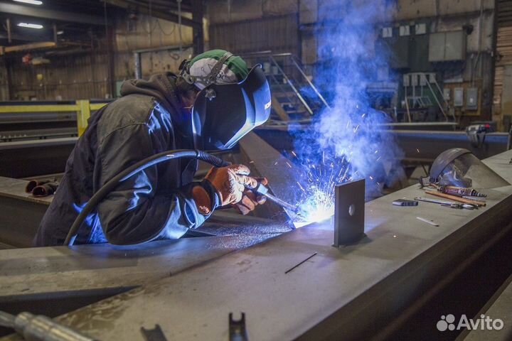 Сварщик на полуавтомат