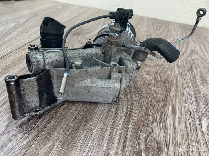 Корпус масляного фильтра Opel Meriva B минивэн