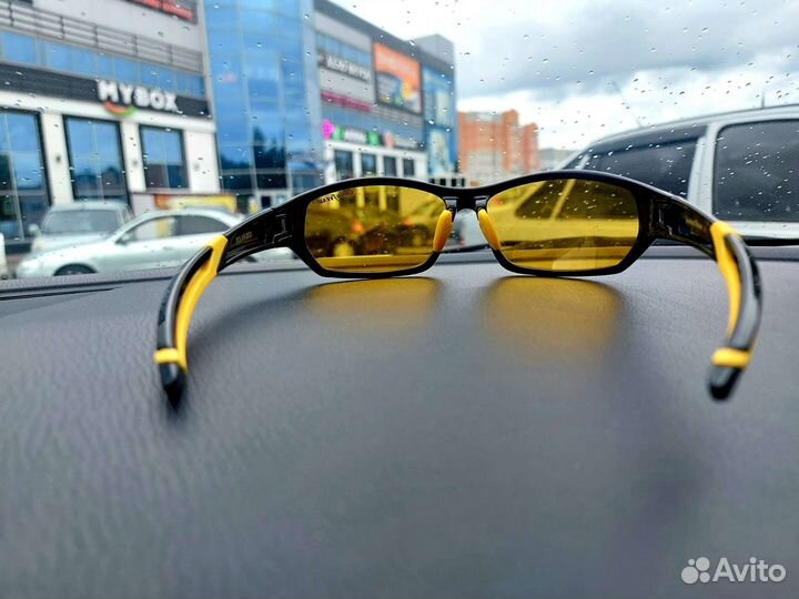 Очки автомобильные