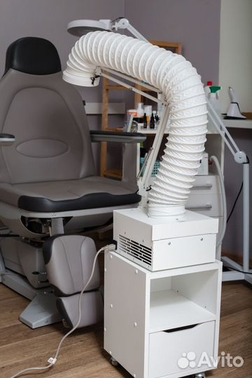 Вытяжка для педикюра Педикюрный пылесос