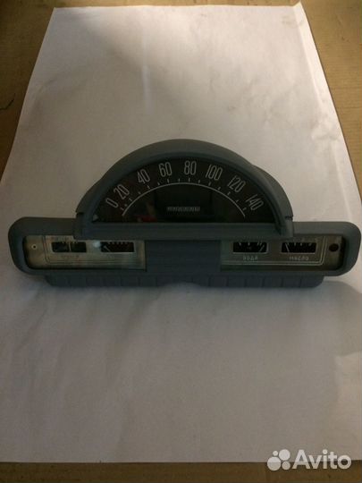 Газ 21 новый щёток приборов спидометр