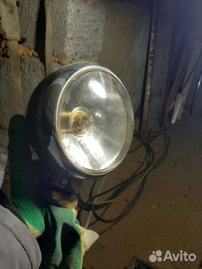Продаю лампфару на уазик регулируемую