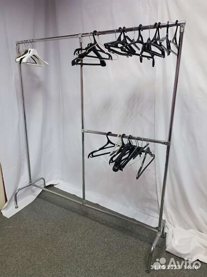 Вешалка напольная