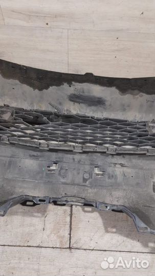 Бампер передний под парктроники и омыватели