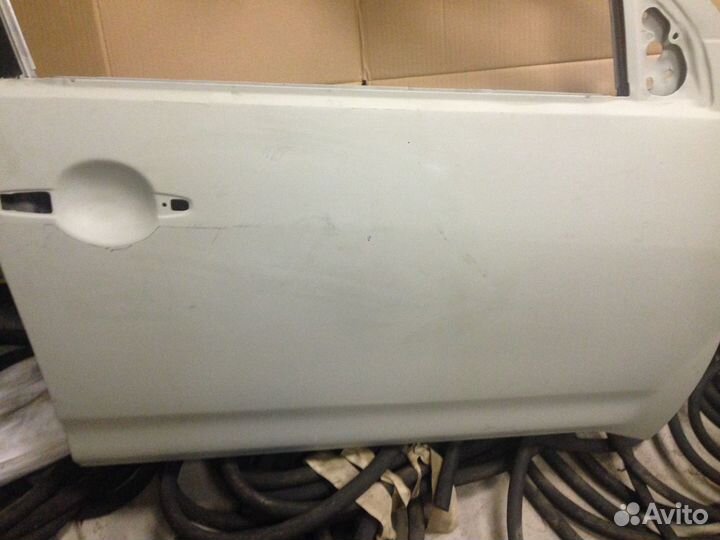 Дверь передняя правая Mitsubishi Outlander XL CW