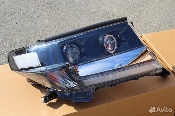 Land Cruiser 200 2008-2015 Фары Стиль 2016+ S8XO5