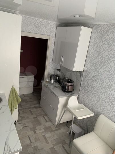 2-к. квартира, 42 м², 1/9 эт.