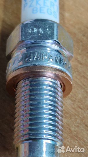 Свечи зажигания NGK 93231 pzker7B8EGS 04E905601B