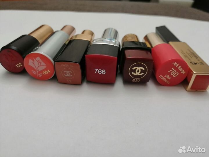 Помады известных брендов