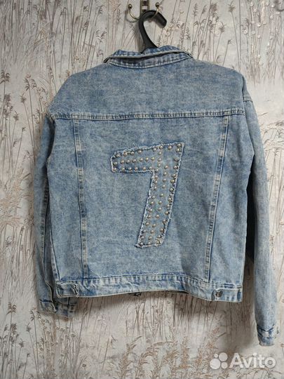 Джинсовая куртка женская