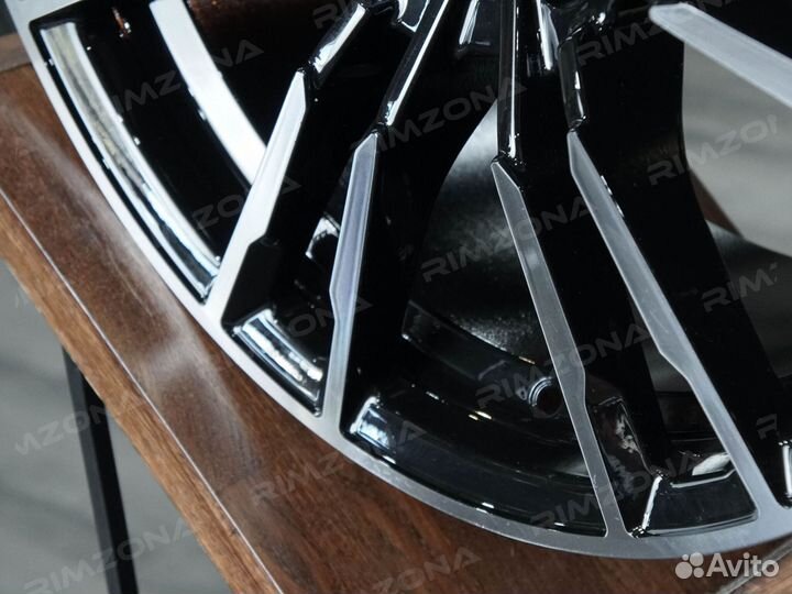 Литые диски R18 на BMW 3 Series. Арт1879