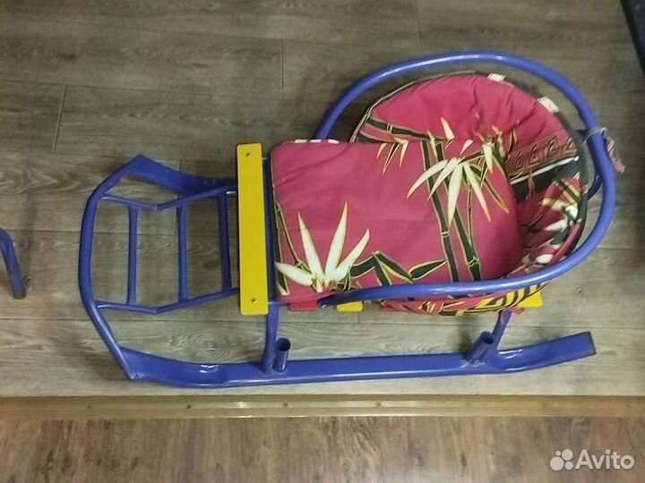 Детские санки с матрасом