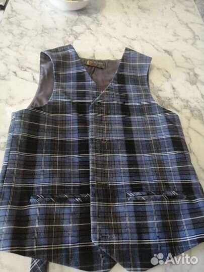 Жилетка для мальчика школьный