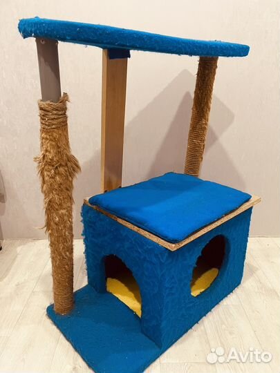 Домик для кошки с когтеточкой