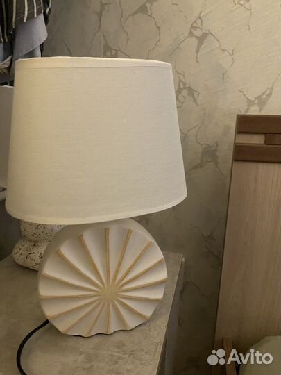 Лампа настольная
