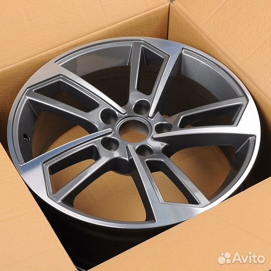 Диск литой Replica 5295 R17 5*112 J7.5 ET35