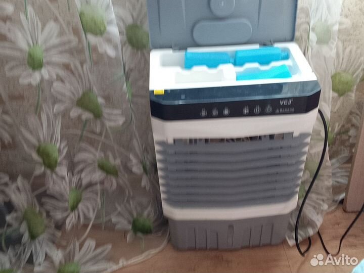 Кондиционер работает новый