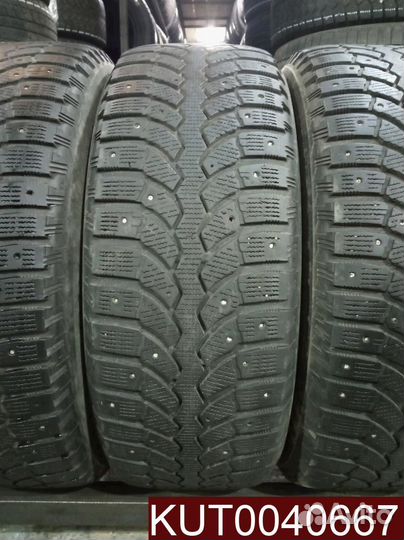Bridgestone Blizzak Spike-01 215/60 R16 107U