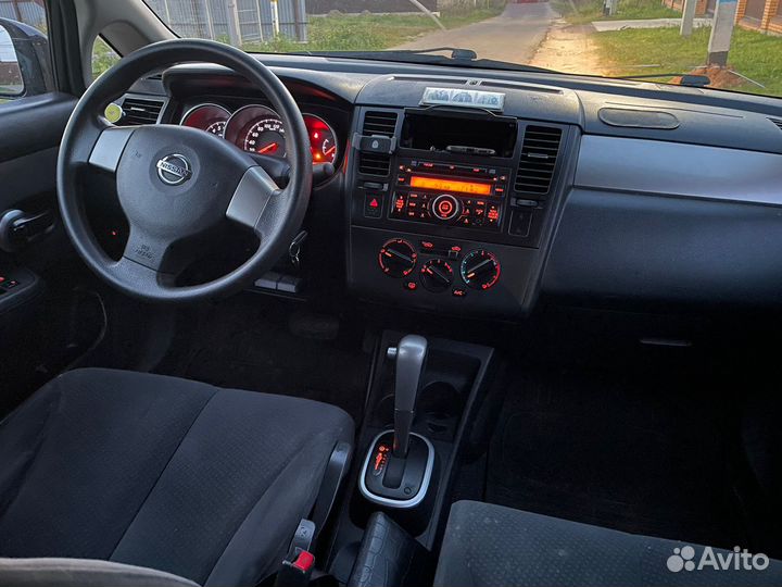 Nissan Tiida 1.6 AT, 2012, 190 000 км