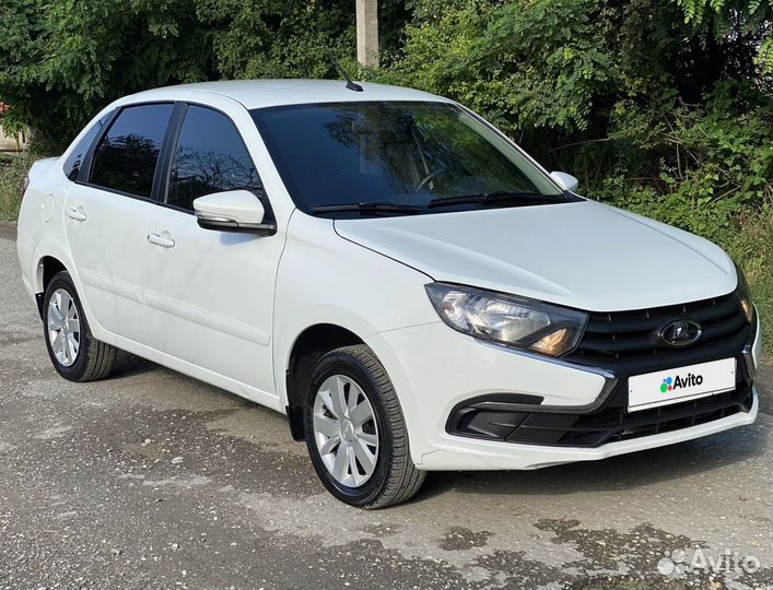 LADA Granta 1.6 МТ, 2019, 130 000 км