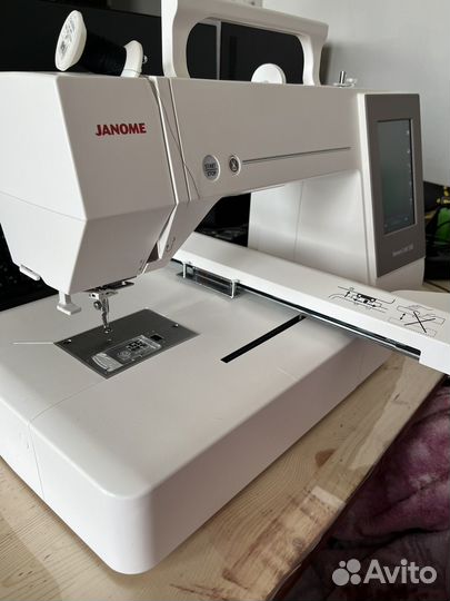 Вышивальная машина janome memory craft 550e