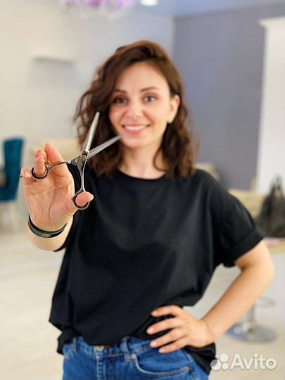 Модель на стрижку