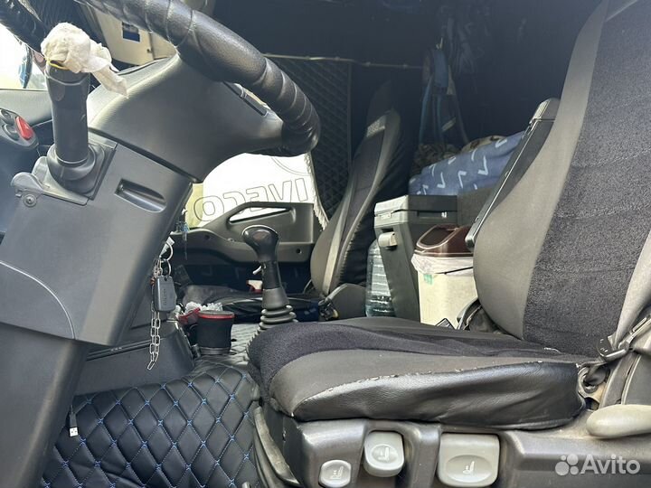 IVECO Stralis с полуприцепом, 2009