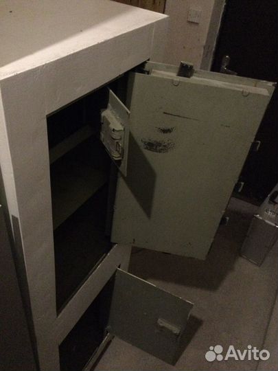 Сейф металлический бу