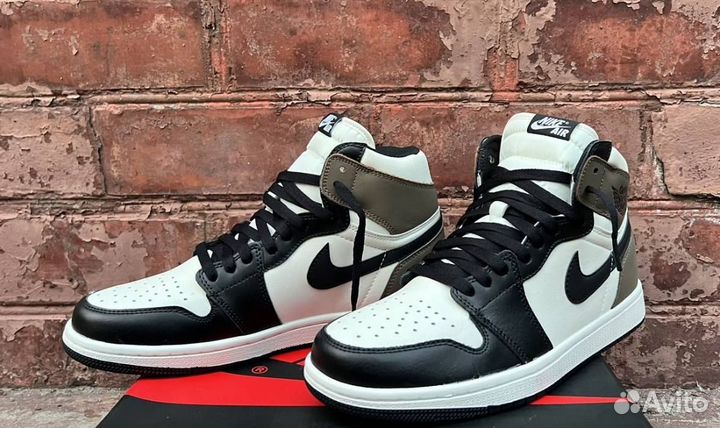 Nike Air Jordan 1 Retro High Dark Mocha