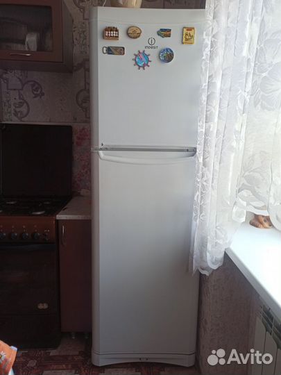 Холодильник бу