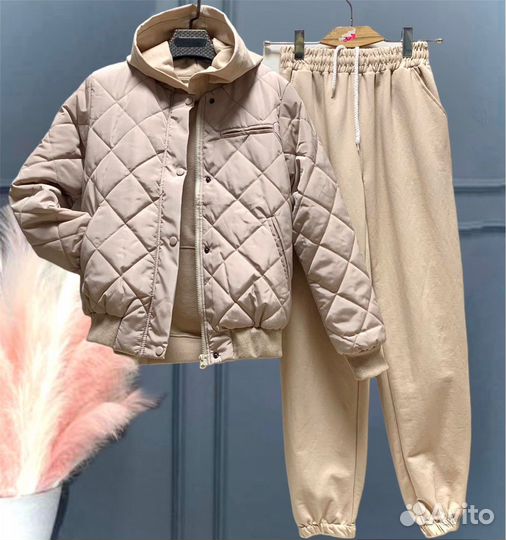 Женский спортивный костюм+ куртка