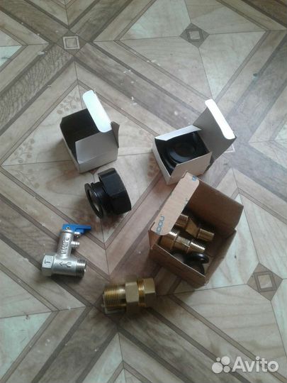 Подводка для газа,и воды,фитинги сантехнические