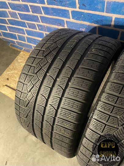 Pirelli Winter Sottozero 270 Serie II 335/30 R20
