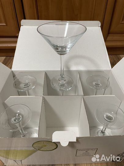 Бокалы для мартини и коньяка