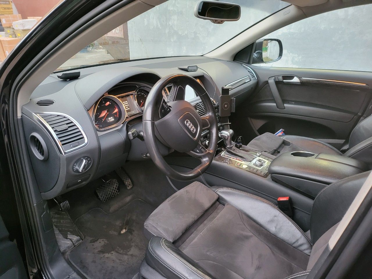 Audi Q7: фото владельца