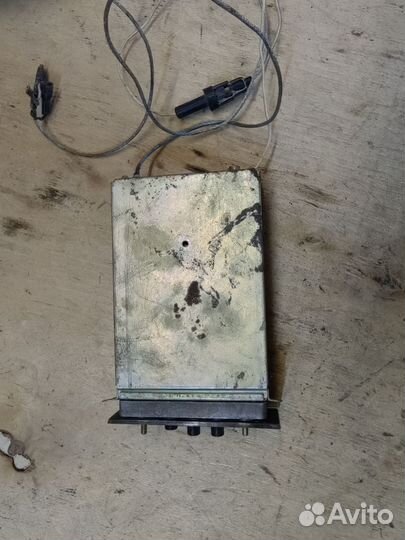 Автомобильный радиоприёмник типа А-373