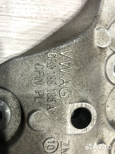 Кронштейн опоры двигателя Volkswagen Polo 5 седан