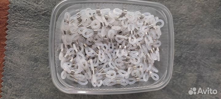 Держатель для очков силиконовый в виде восьмерки