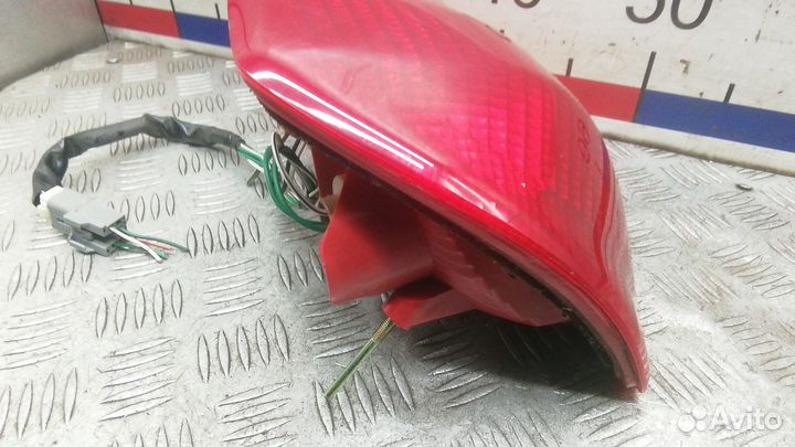 Фонарь Toyota RAV 4 (2000-2005)