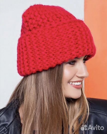 Новая красная шапка бини с отворотом ангора+шерсть
