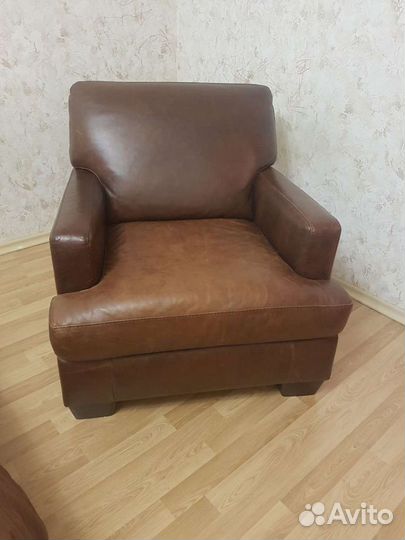 Кожаное кресло бу