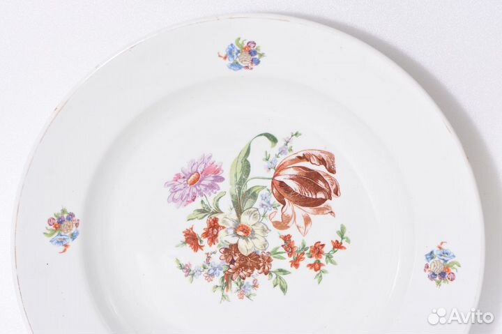 Обеденные тарелки с цветочным декором зик 1950г